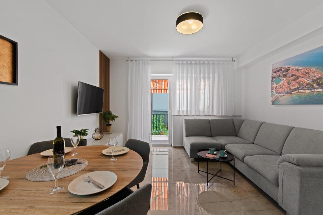 Apartment Masha Novigrad Istria エクステリア 写真