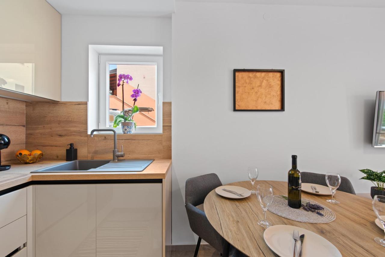 Apartment Masha Novigrad Istria エクステリア 写真